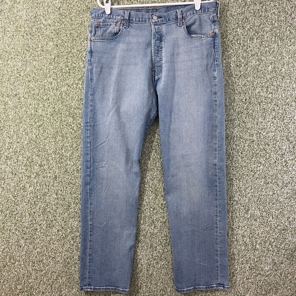 Levi's 501 Jeans Adult 36x32 Light Wash Blue Button Fly Regular Straight Fit